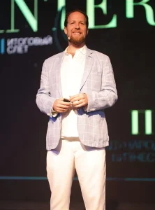 Gil Petersil